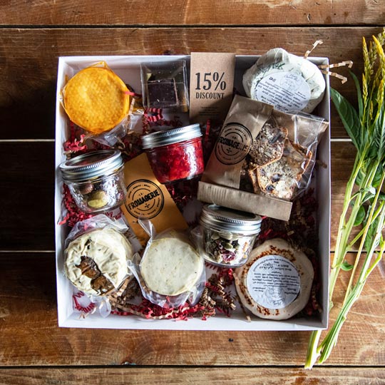 La-Fromagerie-Gift-Box-02