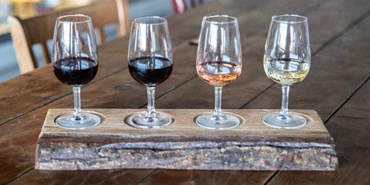 La-Fromagerie-Wine-Flight-New