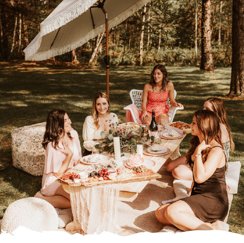La-Fromagerie-Wedding-Thumbnail-Picnic