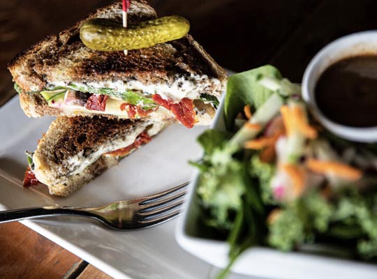 La-Fromagerie-Header-Vegan-Grilly2